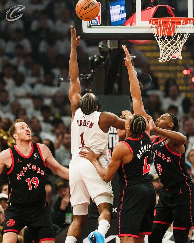 哈登19+4！骑士67-74猛龙，看数据：他就是头号罪人！