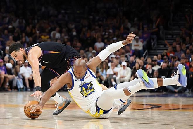 面对快船完成大爆发，但面对太阳勇士内线老将也就只能吃瘪了？