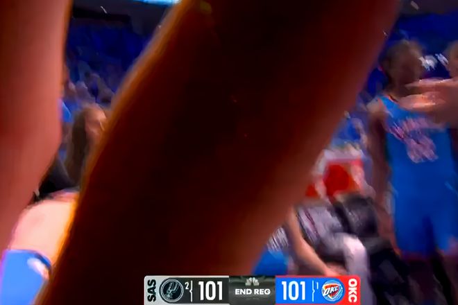 31分生涯之夜沦为空砍，卡鲁索情绪失控推搡摄像机