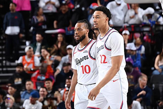 攻防两端的表现都很不理想，快船后场新援这是打不了硬仗吗？