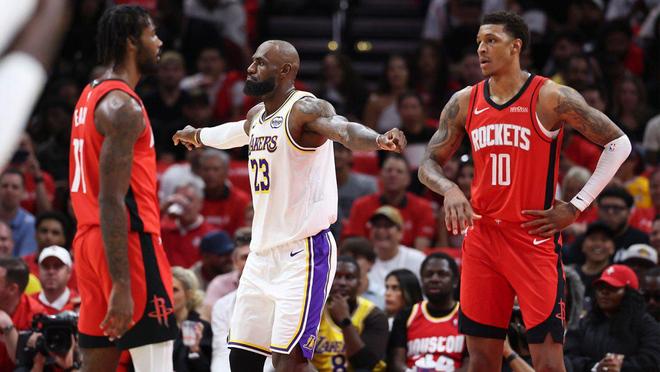 简直铁人，湖人队詹姆斯表示，过去五年他一直饱受同一伤病的困扰