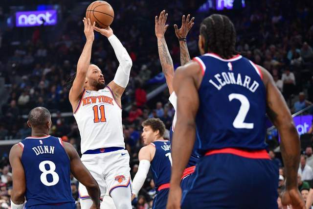 火力全开！快船9分领先东部第三：伦纳德轰21+5，唐斯苦苦支撑