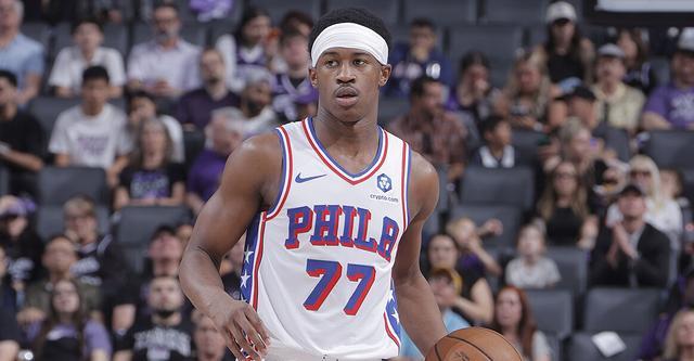 20岁233天！埃奇库姆成历史最年轻单场贡献30+10的分卫