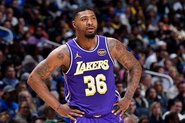 打季后赛去了，官方：克内克特&巴夫金和蒂埃罗下放至南湾湖人