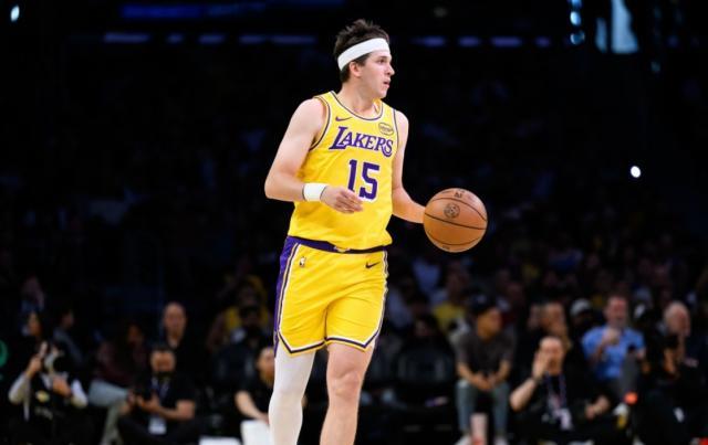 里夫斯G4复出可能性更大 湖人倾向于让他替补出战