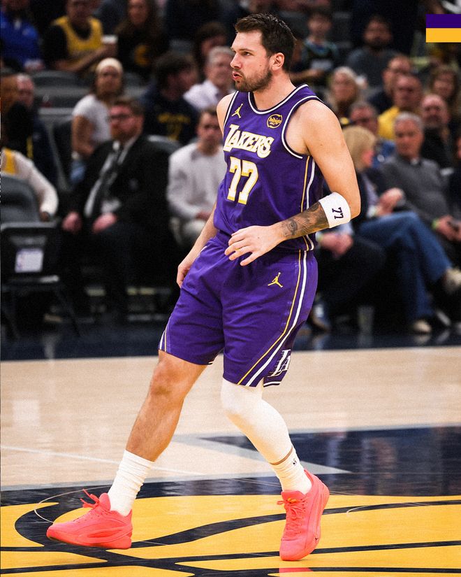 东契奇43分7助攻湖人战胜步行者，勒布朗23分9板9助里夫斯25分