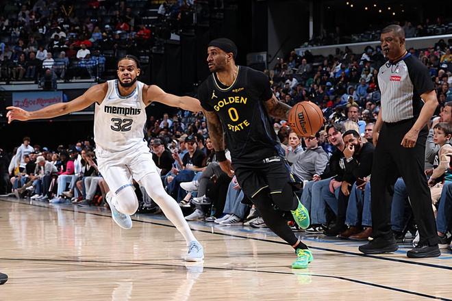 面对弱旅打出全能表现，勇士后场大闸的出场时间还会有所提升？