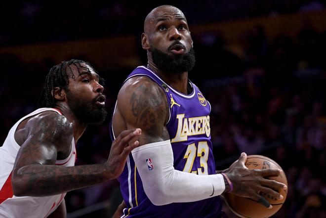 湖人再输火箭，连丢赛点面临5大挑战！奇兵哑火41岁老詹压力激增