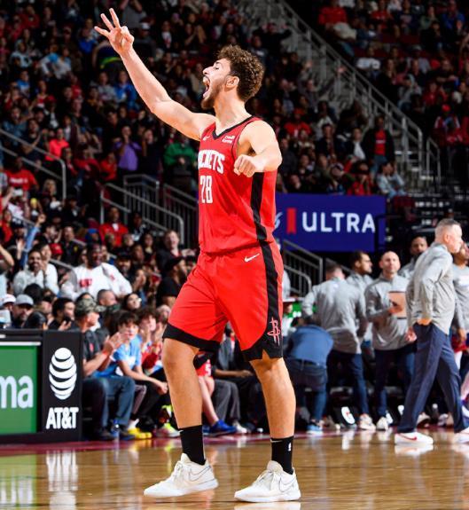 合砍26分，再中7记三分！火箭后场双铁，化身神射！乌度卡用对人