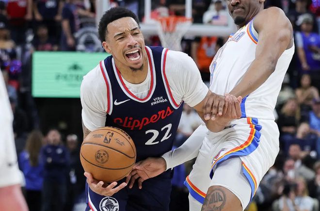 明明是可靠的第六人！结果快船对于侧翼新星的信任度依然很有限？