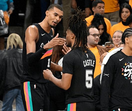 一场114-93让西部第4个赛点诞生！马刺运气爆棚，湖人再战火箭