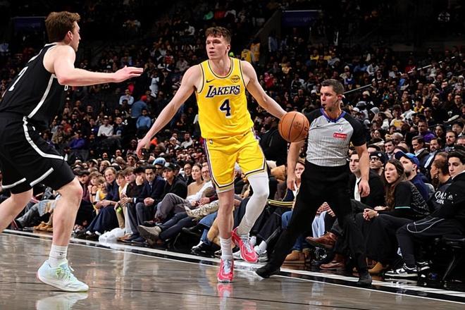 发展联盟表现尚可！湖人侧翼新星能在常规赛尾声阶段得到机会吗？