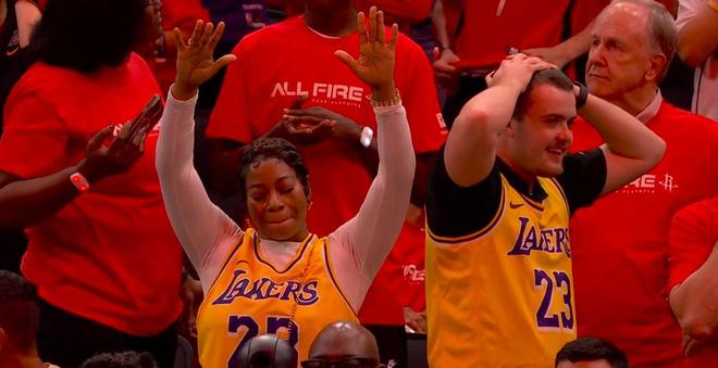 火箭球迷最崩溃一幕！湖人逆天改命，3-0拿下系列赛赛点