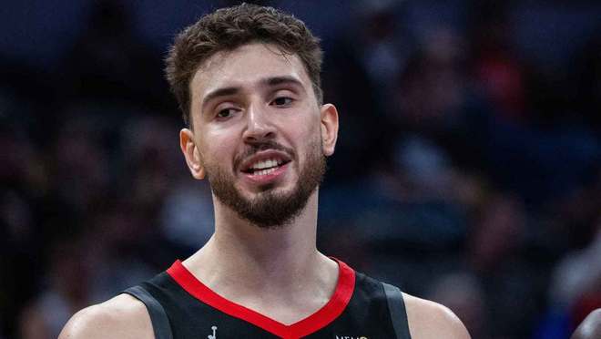 火箭队森根谈G4湖人队艾顿被驱逐出场：我不是那种打球肮脏的球员