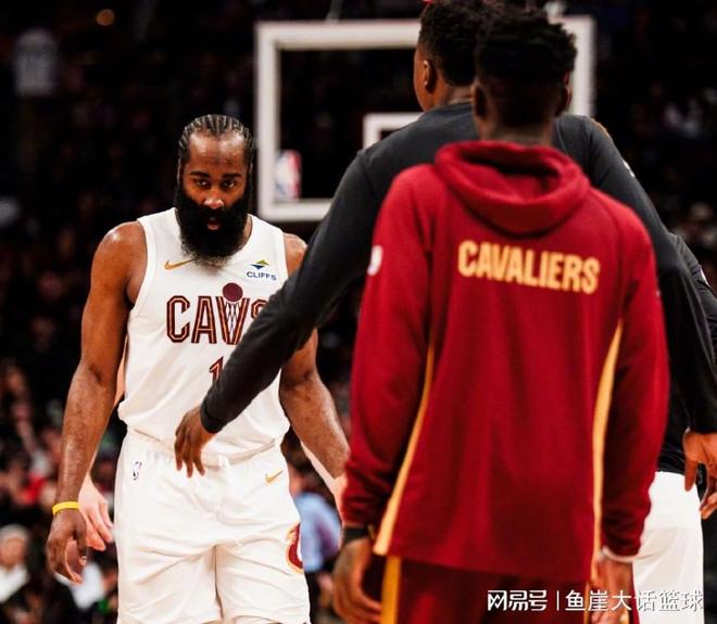 骑士两败因出炉，哈登错误明显！米切尔没借口，湖人旧将早该弃用