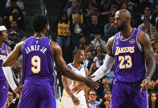 湖人vs爵士前瞻：爵士8人缺阵，湖人是否有意西部第3成关键