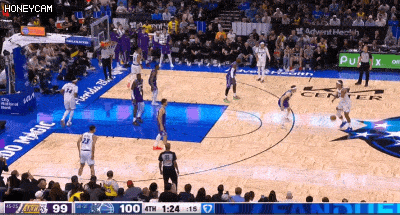 3次错判，裁判直接判给湖人赢了