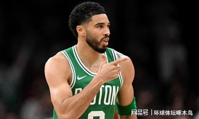 马克西30分 NBA季后赛首轮G6 76人106-93轻取凯尔特人
