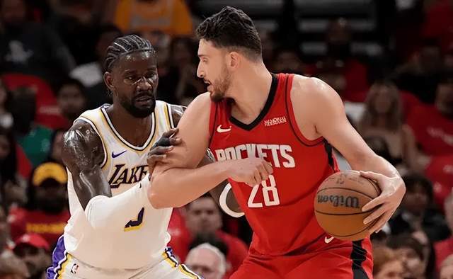 艾顿为什么被驱逐？裁判给出答案，当事人说判罚太软，乌度卡不满