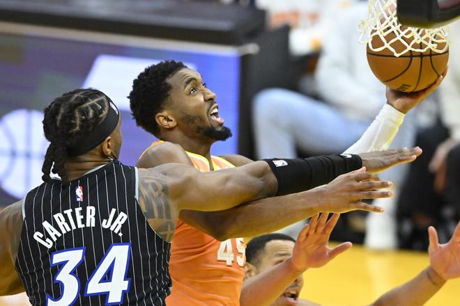 骑士放水？哈登砍30+6+8，贝恩35分+关键球！魔术7换1交易赚大了