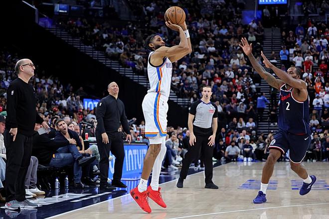 洛杉矶都是弱旅！雷霆强力投手先打爆了湖人，然后又打爆了快船？