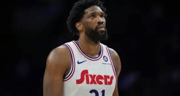 文班伤退又何妨？卡斯尔19+三双打爆马克西，马刺捡到宝了