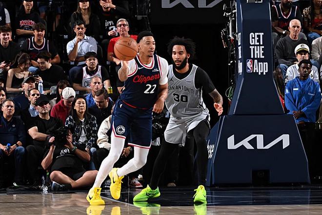 绝对值得更多的球权，快船侧翼新星的能力可能还是被低估了？