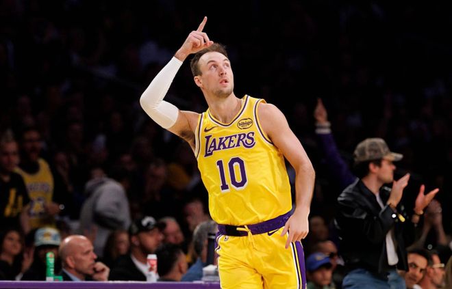 肯纳德创7新高登全美热搜！湖蜜赞誉直接刷屏 佩林卡2换1赚翻天