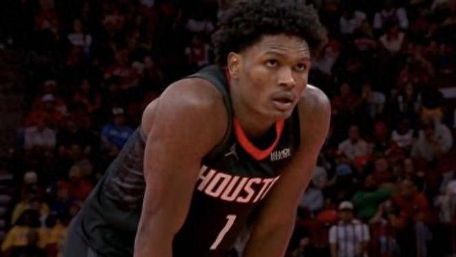 杜兰特29分火箭轻取76人，八连胜后反超湖人指日可待