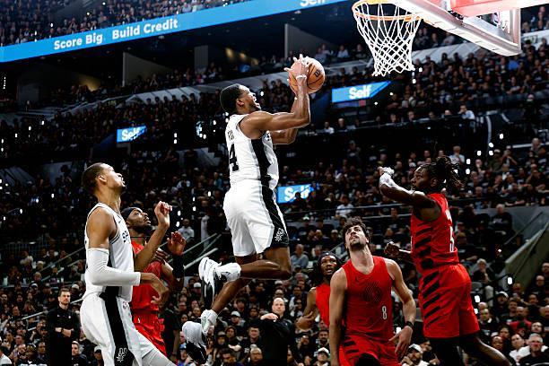 末节豪取13分！后场核心是马刺拉开分差并且强势晋级的关键人物？