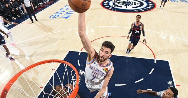 切特30+14亚历山大20+11 雷霆客场轻取快船迎七连胜