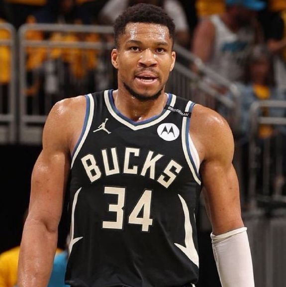 再次闹分手！美记：雄鹿和字母哥出现分歧，这是明确分手的信号