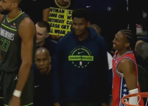 24岁！库里同款伤病！又一球星确诊跑步膝