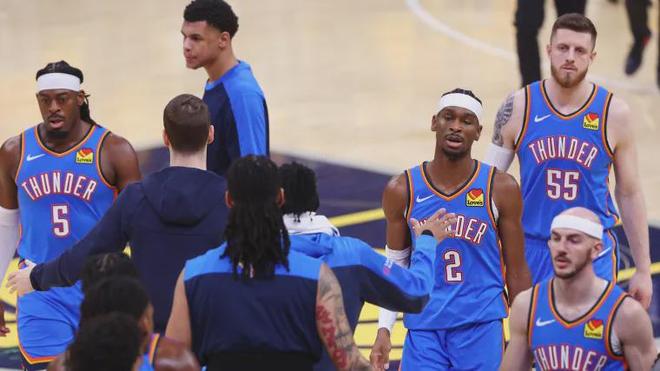 64胜+匿名票选第一，雷霆为何被球员集体押注