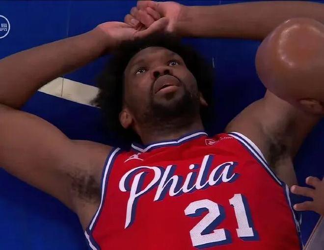 突然官宣手术！恩比德又赛季报销！3年1.88亿，退役吧！