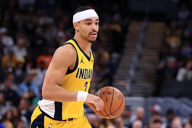 面对湖人刷出生涯新高19助攻，步行者后场大将的进步非常明显？