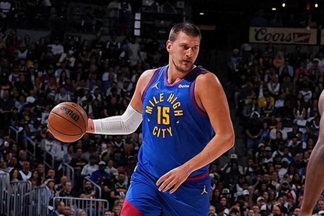 现役巨星30分赛季数：约基奇伦纳德0，库里2，哈登3，第一很意外