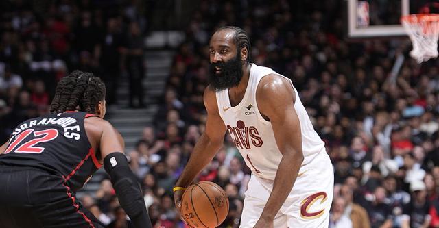 季后赛生涯9次单场至少8次失误！哈登追平魔术师位列历史第二