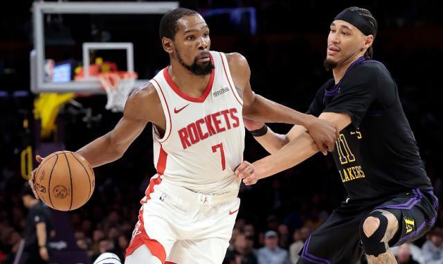 杜兰特脚踝扭伤出战成疑！文班参加训练出战G3待定