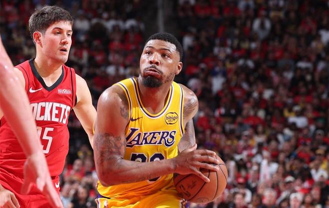 轰21分10助5断！湖人捡漏513万王牌真香：加时赛砍8分扎心火箭