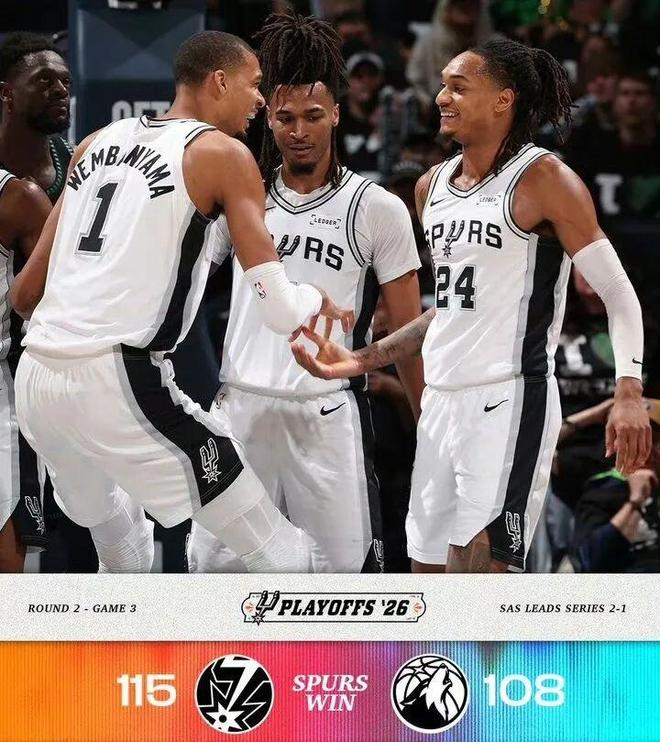 上去就是一巴掌！2:1！文班39+15+5帽对飙金刚狼！