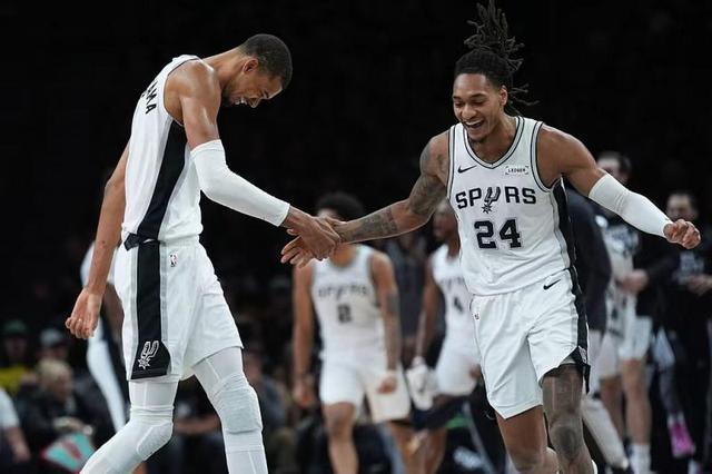 NBA季后赛｜客场大胜森林狼 马刺晋级西部决赛