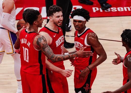 湖人93-99火箭！3-2却很绝望，谁是输球罪魁祸首？数据不会骗人