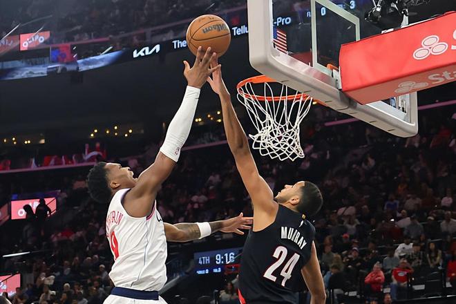 打出了灾难级的表现，快船后场新援到了关键场次直接掉链子了？