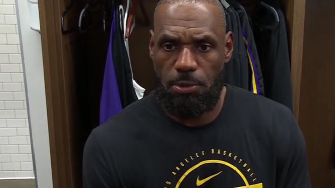 詹姆斯：手指被戳到但问题不大 湖人9连胜沉淀出心态韧性