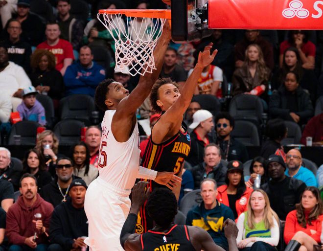 17胜2负，净胜272分，效率联盟第一！骑士和哈登或许遇到麻烦了