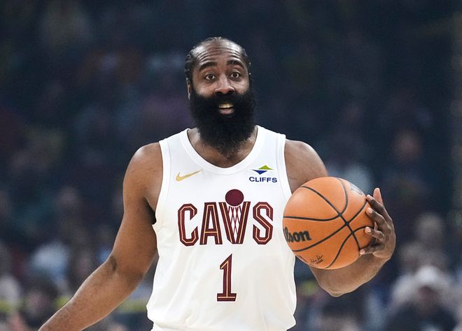 又轰下42+12+5！抱歉哈登：你要从历史第二变成历史第三了