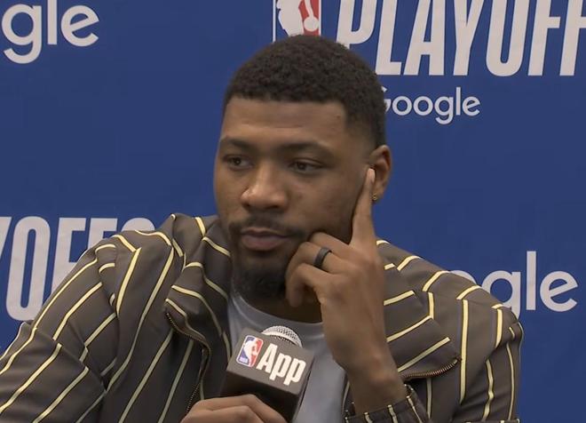 斯马特：艾顿被驱逐的判罚简直扯淡，输球没关系我们洛杉矶见