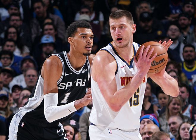 离MVP越来越远，总冠军也悬了！一手好牌没打好，你们还是年轻