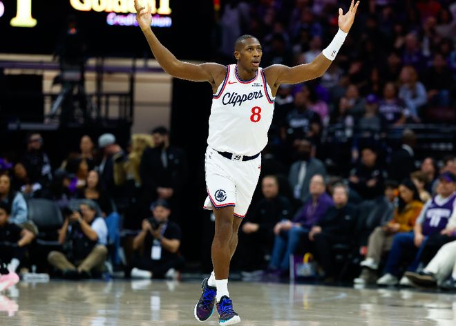 快船114-101逆转勇士 球员评价：3人优秀，4人及格，3人低迷